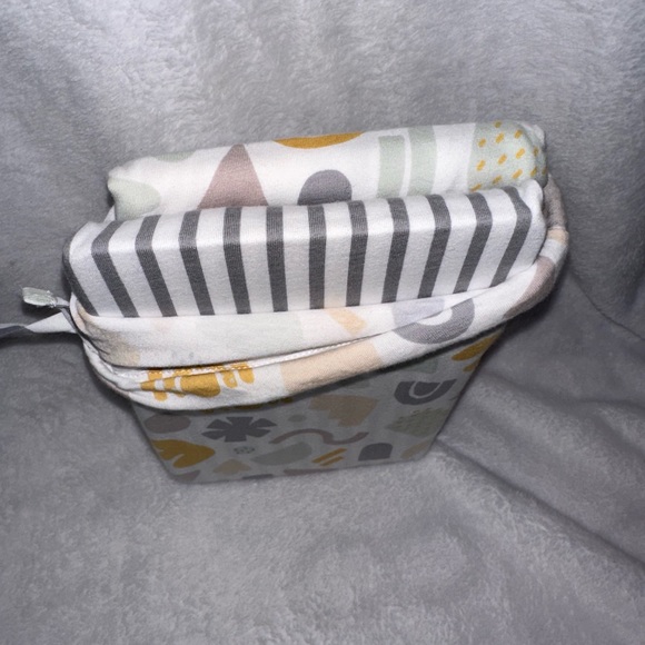 NORDSTROM Geo Blocks 2-Pack Car Seat & Nursing Covers - Picture 3 of 3